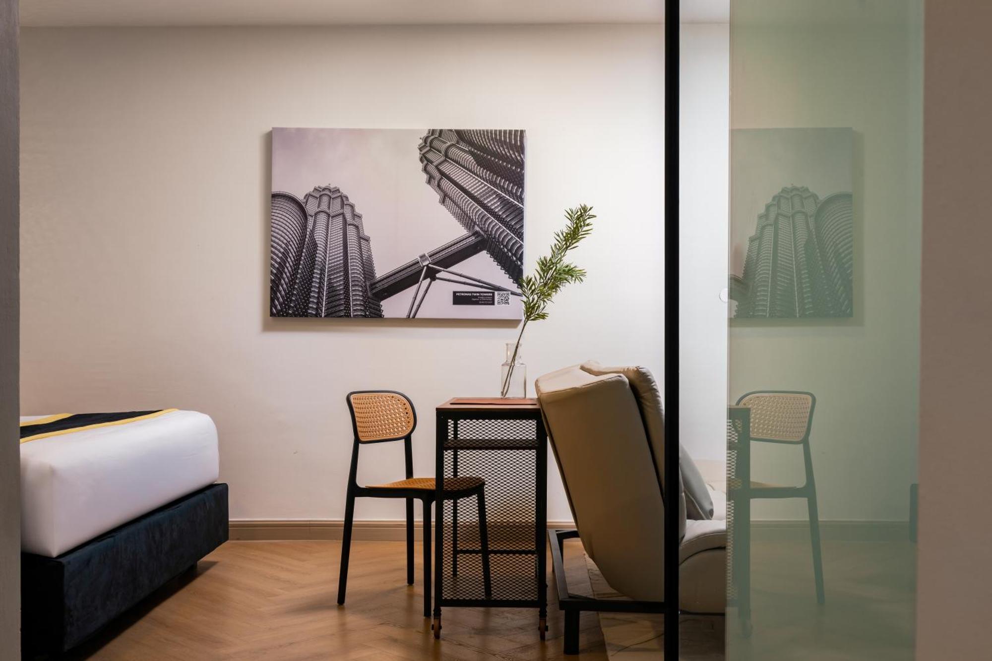 Bryqs Hotel كوالالمبور المظهر الخارجي الصورة