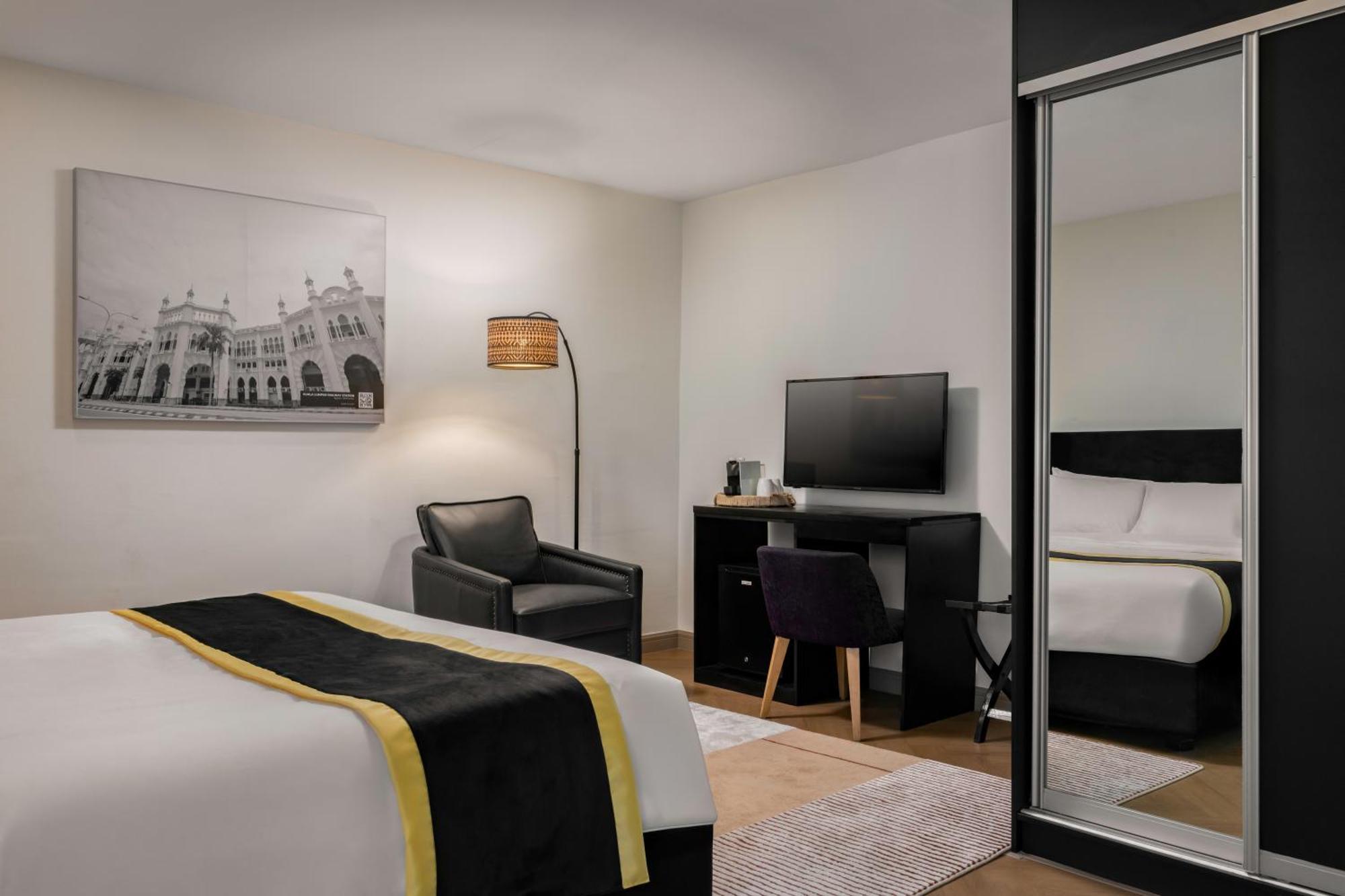 Bryqs Hotel كوالالمبور المظهر الخارجي الصورة